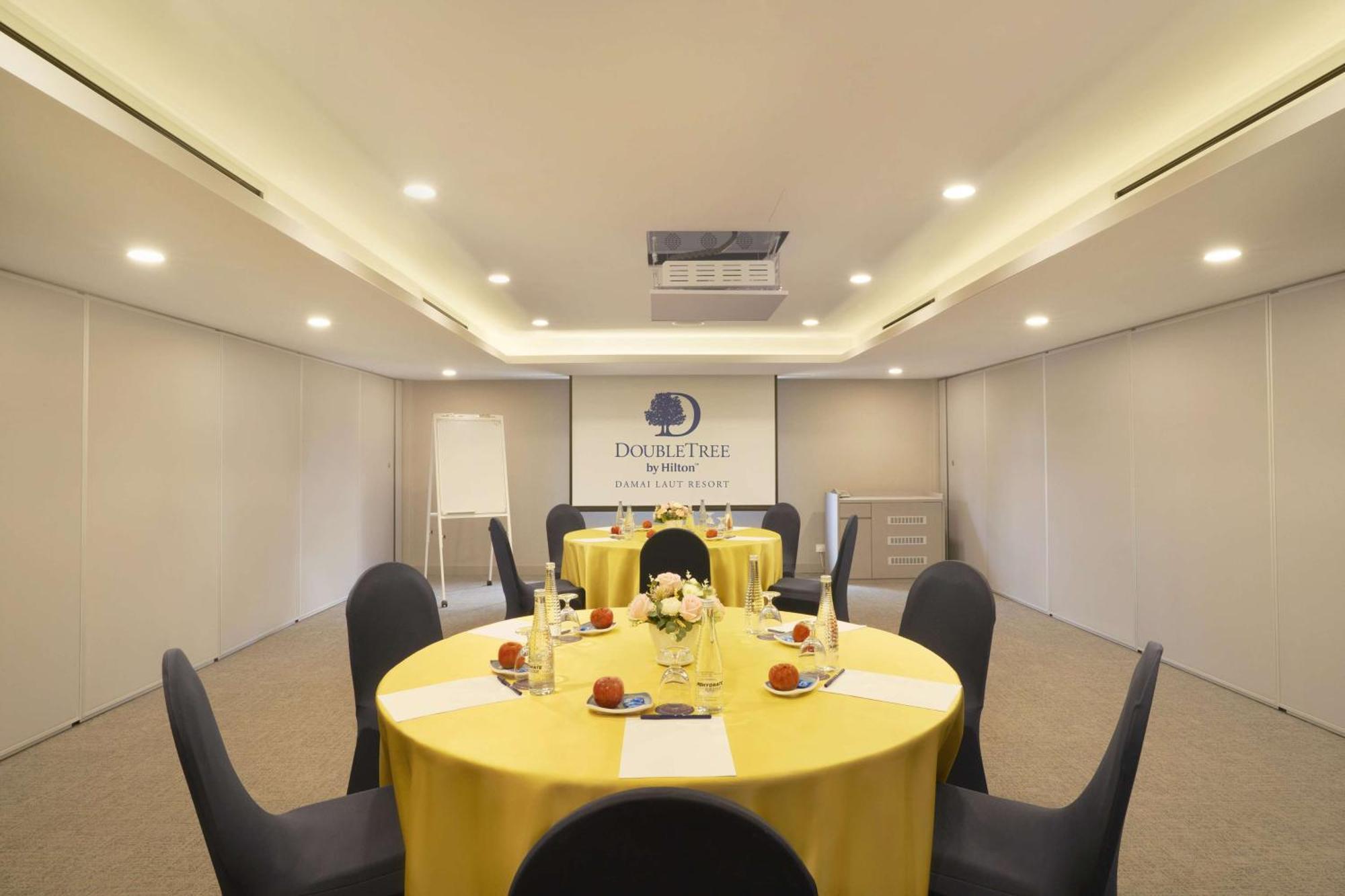 فندق Doubletree By Hilton Damai Laut لومو المظهر الخارجي الصورة