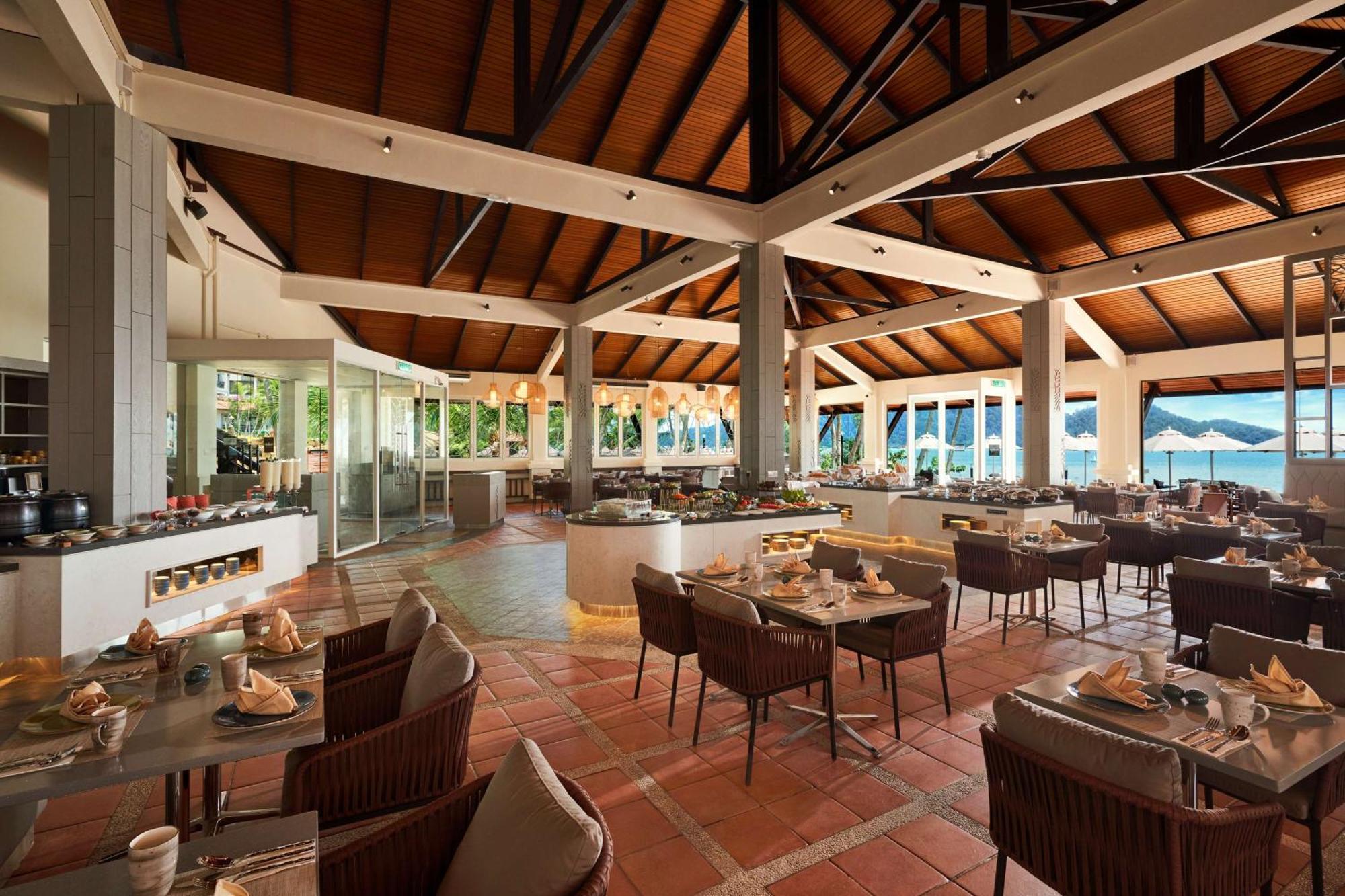 فندق Doubletree By Hilton Damai Laut لومو المظهر الخارجي الصورة